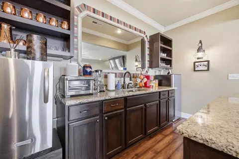 Kitchen - 749 Dock Dr, Murray, KY 42071 photo 7 of 7