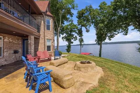 Exterior - 749 Dock Dr, Murray, KY 42071 photo 7 of 14