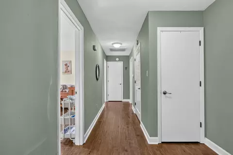 Entry Way - 123 Mountain View Dr, Berea, KY 40403 photo 1 of 1
