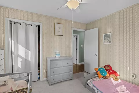 Bedroom - 123 Mountain View Dr, Berea, KY 40403 photo 4 of 6