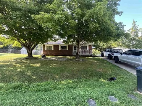 Exterior - 180 Keith Whitley Blvd, Sandy Hook, KY 41171 photo 1 of 3