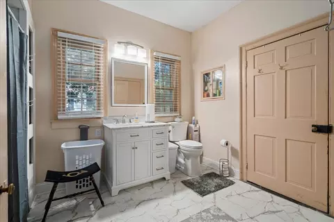 Bath - 416 E Main St, Georgetown, KY 40324 photo 1 of 3