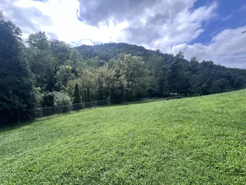 Exterior - 341 Long Branch Right Fork Rd, Arjay, KY 40902 photo 6 of 12