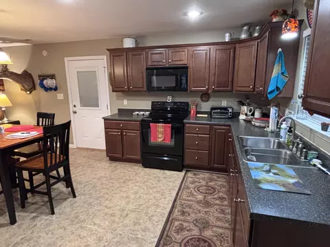 Kitchen - 108 Gullview Dr, Murray, KY 42071 photo 1 of 2