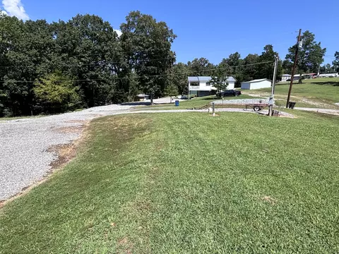 Exterior - 108 Gullview Dr, Murray, KY 42071 photo 9 of 13
