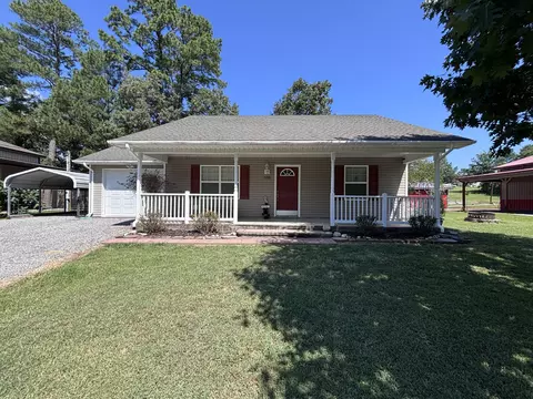Exterior - 108 Gullview Dr, Murray, KY 42071 photo 5 of 13