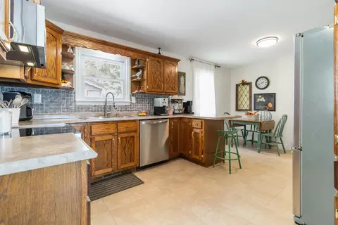 Kitchen - 445 Phillips St, Liberty, KY 42539 photo 1 of 4
