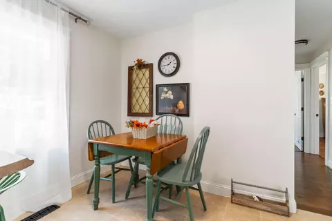 Dining - 445 Phillips St, Liberty, KY 42539 photo 1 of 1