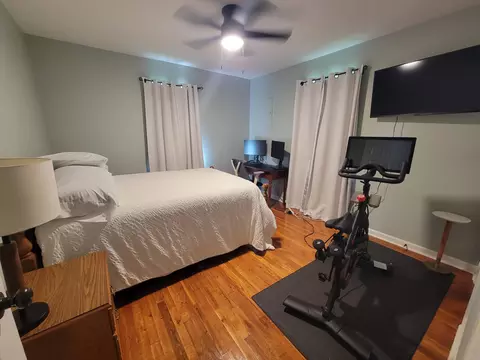 Bedroom - 518 Dare Dr, Mount Sterling, KY 40353 photo 2 of 2