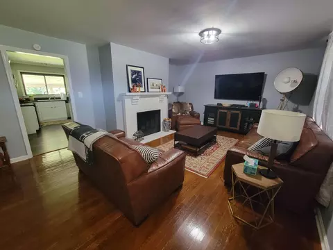 Living - 518 Dare Dr, Mount Sterling, KY 40353 photo 3 of 3