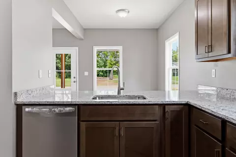 Kitchen - 422 Main Ave, Georgetown, KY 40324 photo 2 of 2