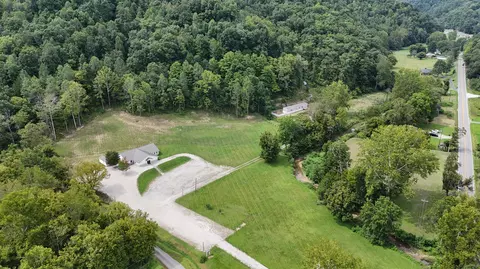 Exterior - 112 Mckenzie Branch Rd, Flatgap, KY 41219 photo 6 of 6