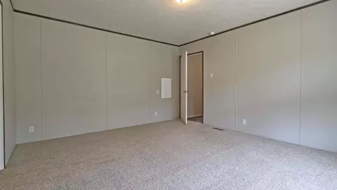 Bedroom - 112 Mckenzie Branch Rd, Flatgap, KY 41219 photo 5 of 5