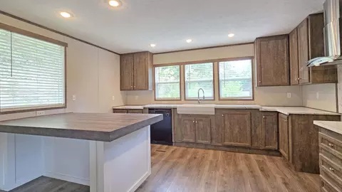 Kitchen - 112 Mckenzie Branch Rd, Flatgap, KY 41219 photo 1 of 3