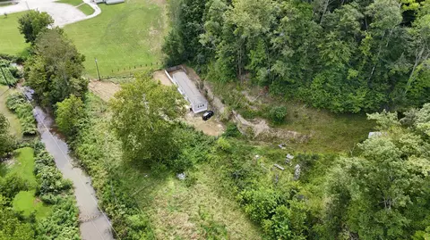 View/Area - 112 Mckenzie Branch Rd, Flatgap, KY 41219 photo 1 of 2