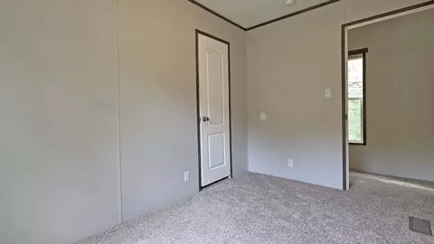 Bedroom - 112 Mckenzie Branch Rd, Flatgap, KY 41219 photo 2 of 5