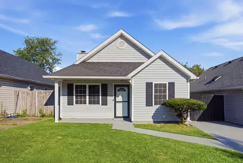 1777 Gerald Dr, Lexington, KY 40511