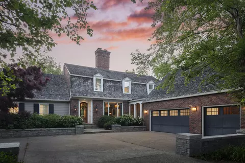 2104 Island Pt, Lexington, KY 40502