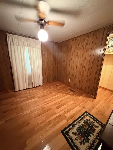 Bedroom - 107 Ross Br, Flatgap, KY 41219 photo 2 of 2