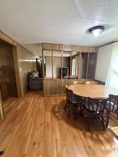 Dining - 107 Ross Br, Flatgap, KY 41219 photo 1 of 1