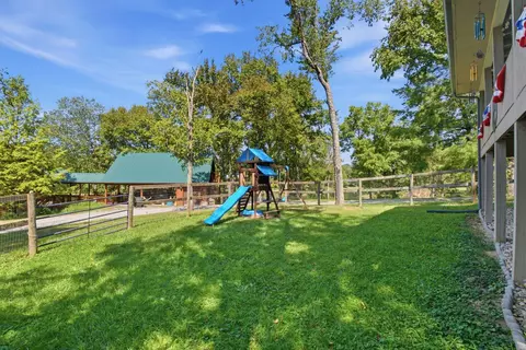 Exterior - 556 Cedar Lk, Ewing, KY 41039 photo 7 of 11