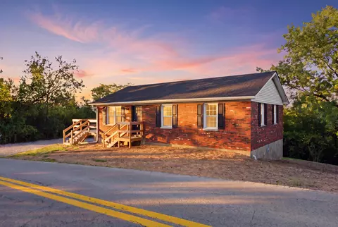 6073 Cornishville Rd, Harrodsburg, KY 40330