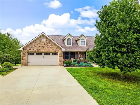 94 Hideout Ln, Cynthiana, KY 41031