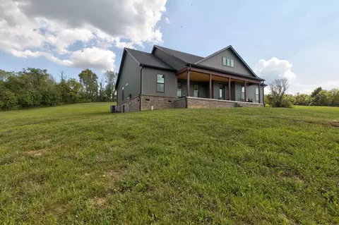 4200 Stepstone Rd, Owingsville, KY 40360