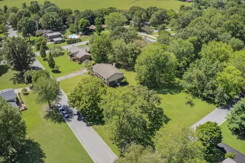 View/Area - 1002 County Cork Dr, Murray, KY 42071 photo 2 of 3