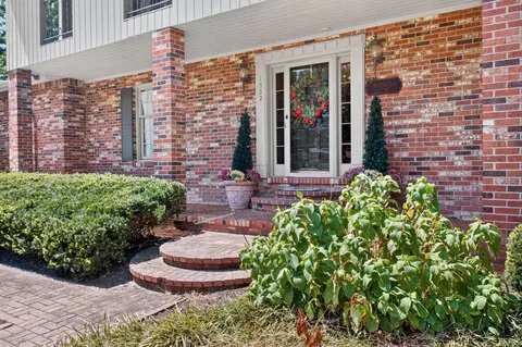 Exterior - 1002 County Cork Dr, Murray, KY 42071 photo 5 of 15