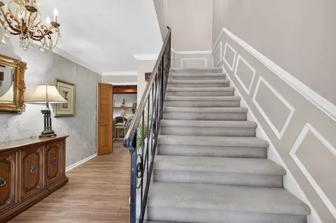 Entry Way - 1002 County Cork Dr, Murray, KY 42071 photo 4 of 8