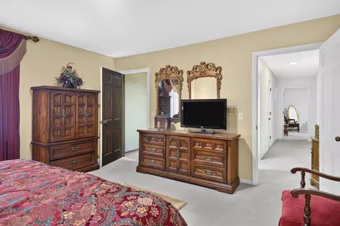 Bedroom - 1002 County Cork Dr, Murray, KY 42071 photo 6 of 9