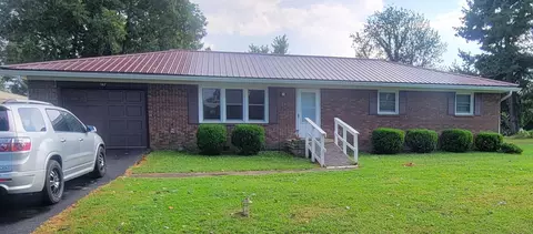 147 Greg Dr, Hustonville, KY 40437