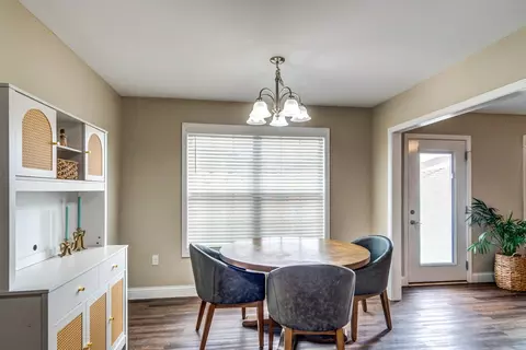 Dining - 549 Sapphire Dr, Berea, KY 40403 photo 3 of 3