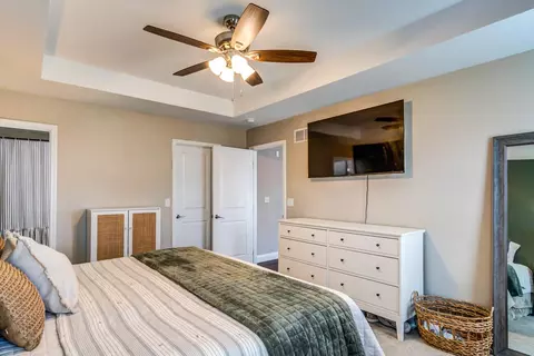 Bedroom - 549 Sapphire Dr, Berea, KY 40403 photo 2 of 4