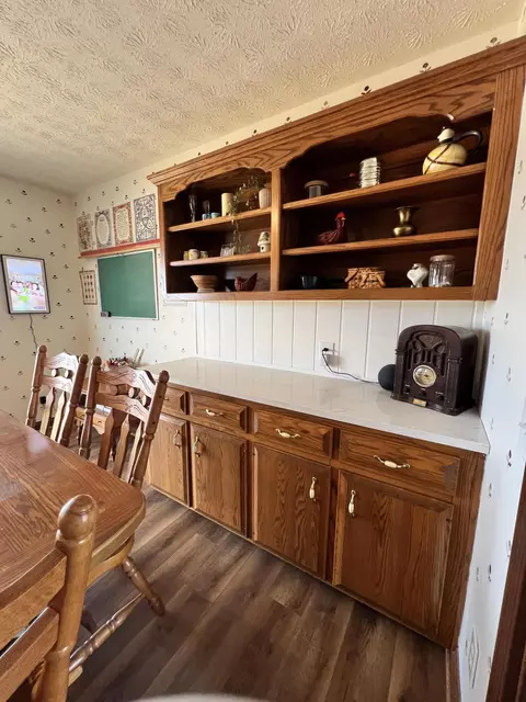 Dining - 761 Texas Loop Rd, Springfield, KY 40069 photo 1 of 1