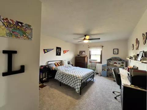 Bedroom - 761 Texas Loop Rd, Springfield, KY 40069 photo 3 of 6
