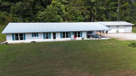 381 Bullock Cemetery Rd, Somerset, KY 42503
