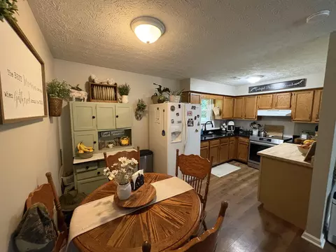 Kitchen - 1895 Caudill Rd, Stanton, KY 40380 photo 1 of 2