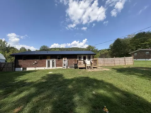 Exterior - 1895 Caudill Rd, Stanton, KY 40380 photo 5 of 7