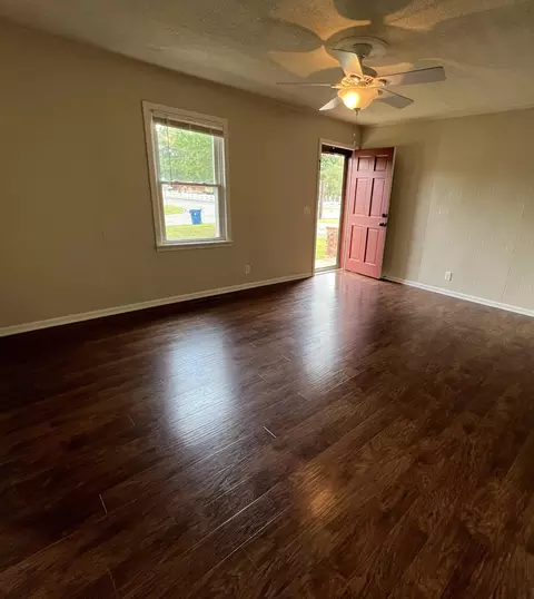 Living - 1304 1306 Diuguid Dr, Murray, KY 42071 photo 1 of 2