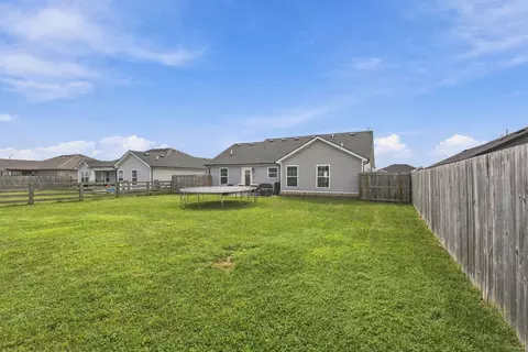 Exterior - 612 Boulder Ct, Berea, KY 40403 photo 12 of 12