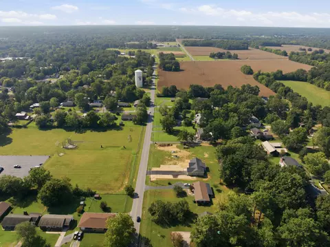 View/Area - 409 N 18th St, Murray, KY 42071 photo 8 of 9