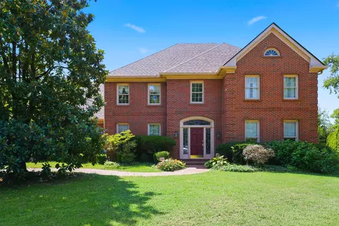 886 Mcmeekin Pl, Lexington, KY 40502