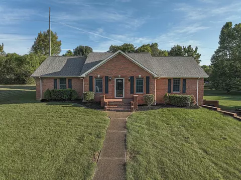 6415 Waid Cir, Paducah, KY 42001