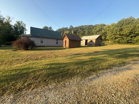Exterior - 1288 Old Corbin Rd, Corbin, KY 40701 photo 8 of 9