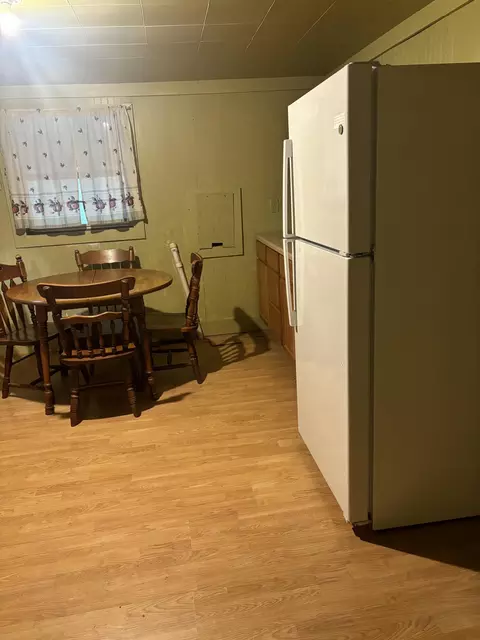 Kitchen - 1288 Old Corbin Rd, Corbin, KY 40701 photo 5 of 5
