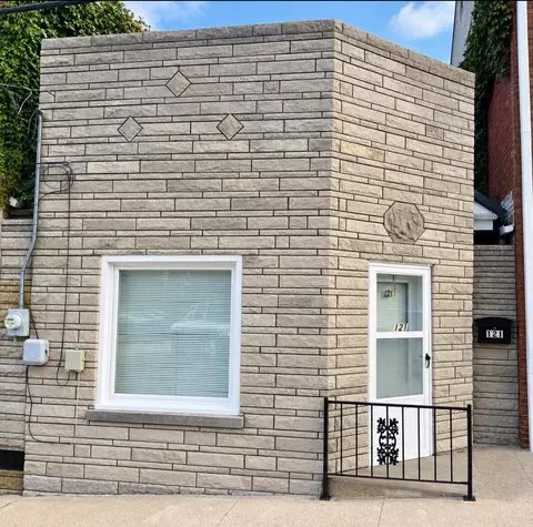 121 Short St, Harrodsburg, KY 40330