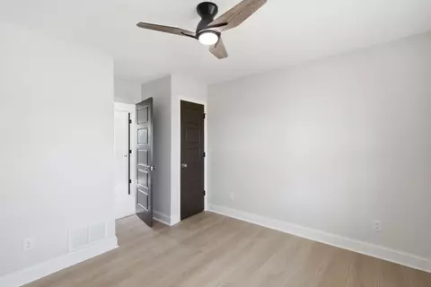 Bedroom - 1017 Regency Rd, Danville, KY 40422 photo 2 of 11