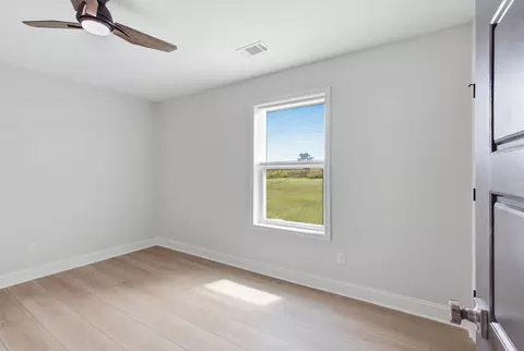 Bedroom - 1017 Regency Rd, Danville, KY 40422 photo 6 of 11